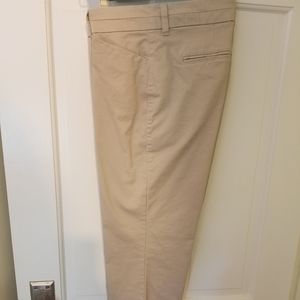 Gap Khaki Crop Pant